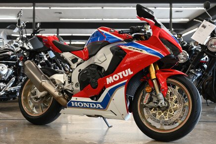 Photo 1 for 2017 Honda CBR1000RR SP2