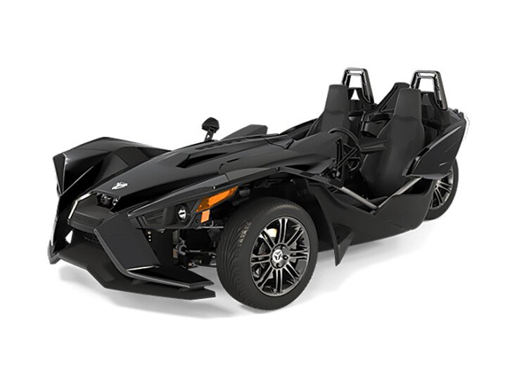 2017 Polaris Slingshot Base Specifications, Photos, and Model Info