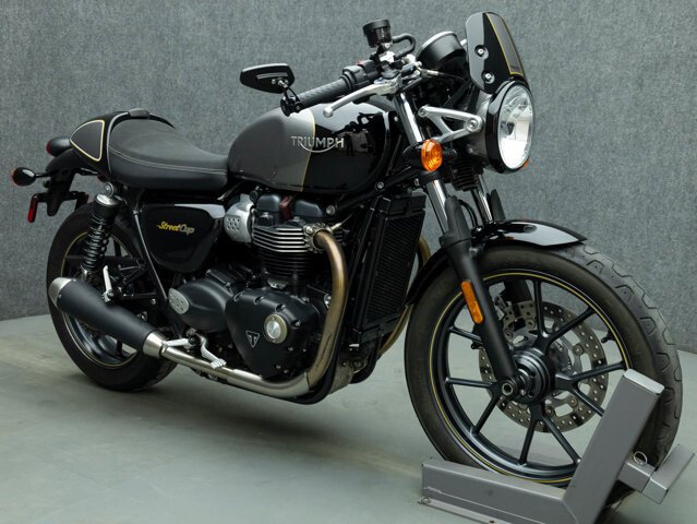 2017 Triumph Street Cup