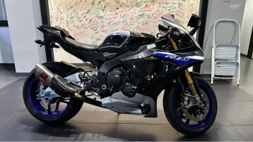 2017 Yamaha YZF-R1M
