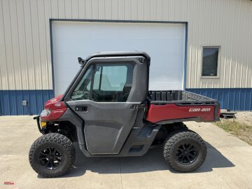 2018 Can-Am Defender XT Cab HD8