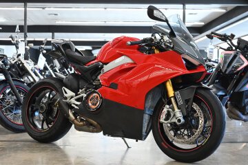 2018 Ducati Panigale V4 S
