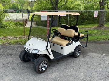 2018 E-Z-GO TXT