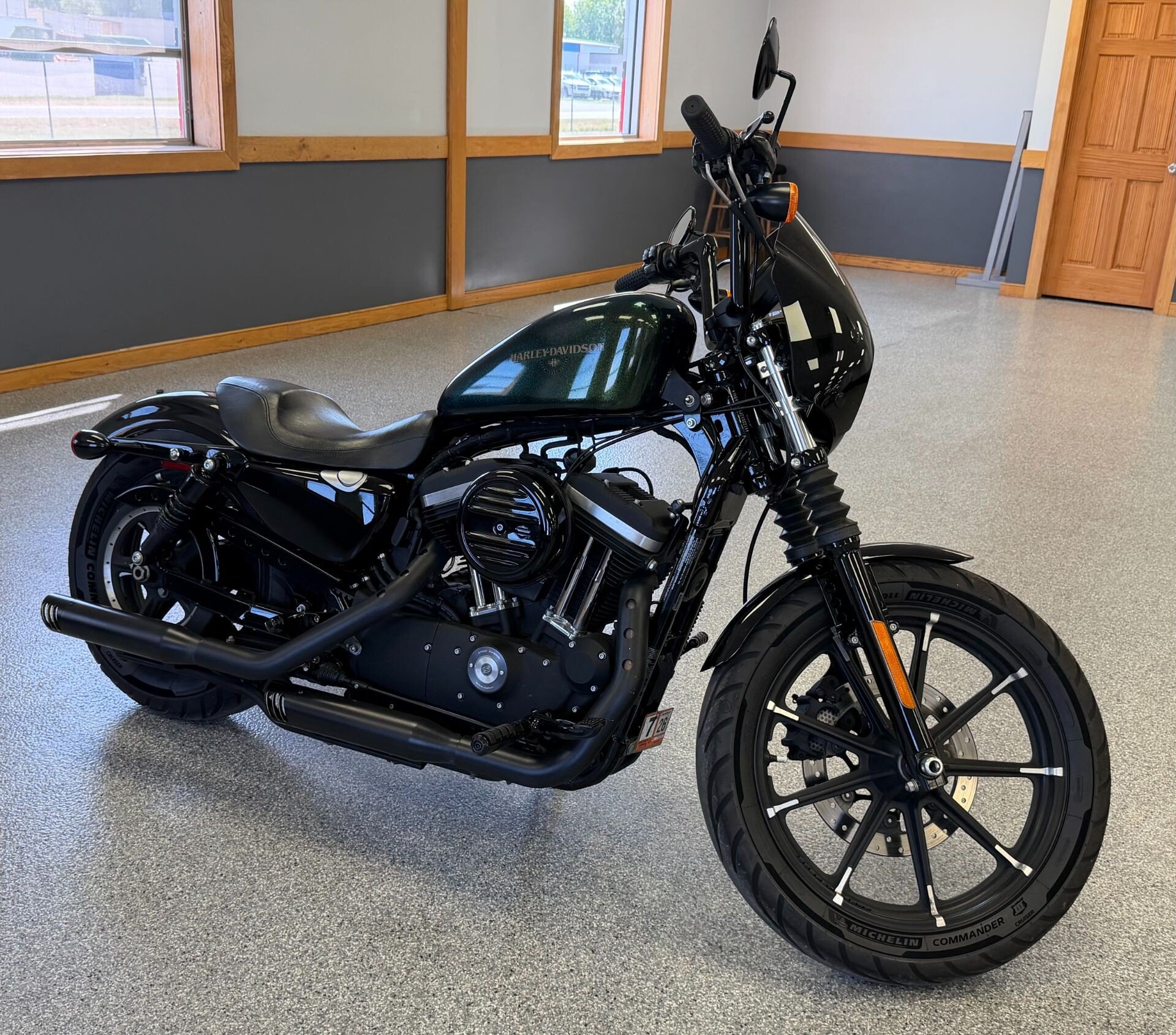 2018 Harley-Davidson Sportster Iron 883