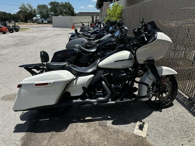 2018 Harley-Davidson Touring Road Glide Special