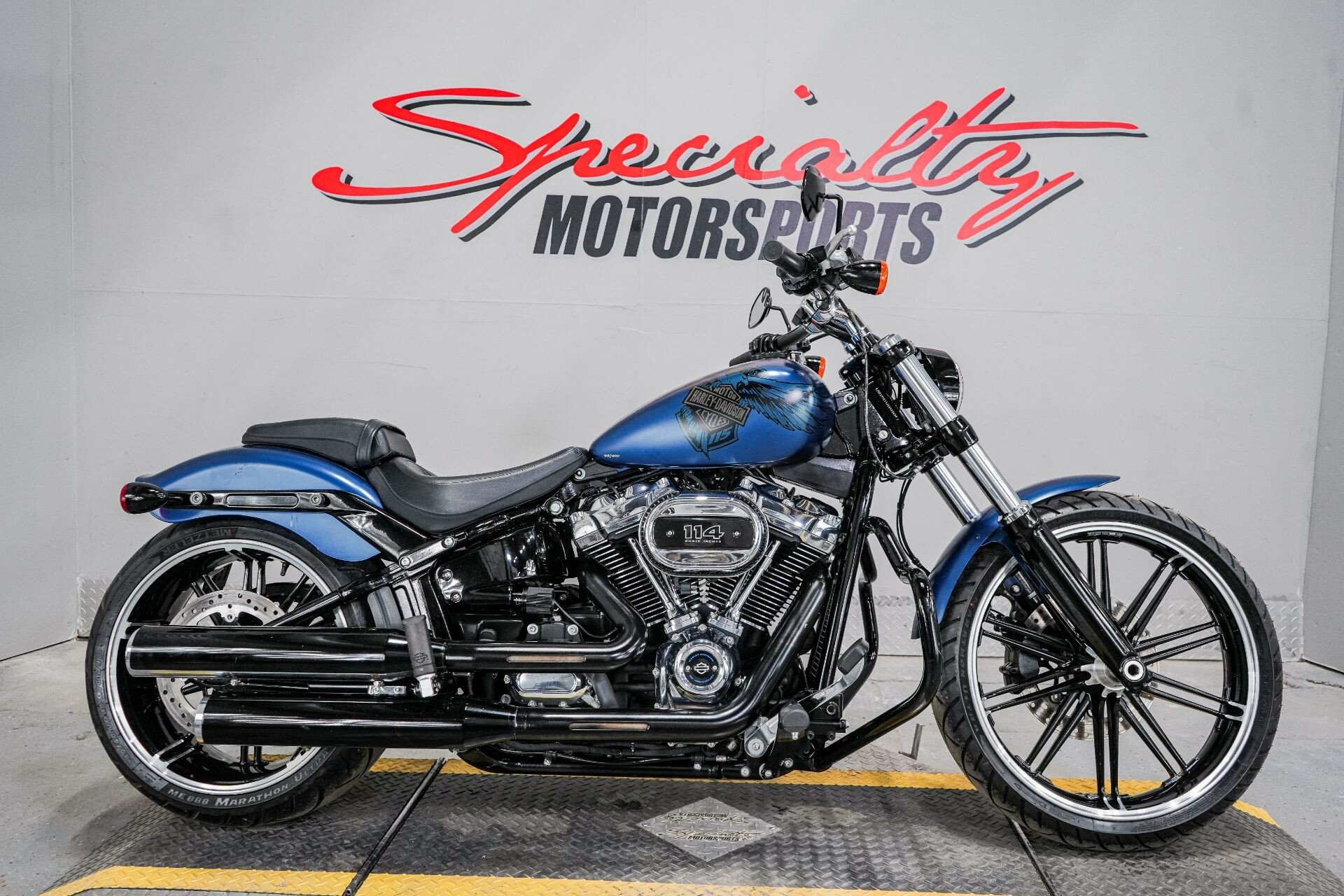 Harley-Davidson Softail 115th Anniversary Breakout 114 Motorcycles