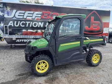 2018 John Deere Gator 825i