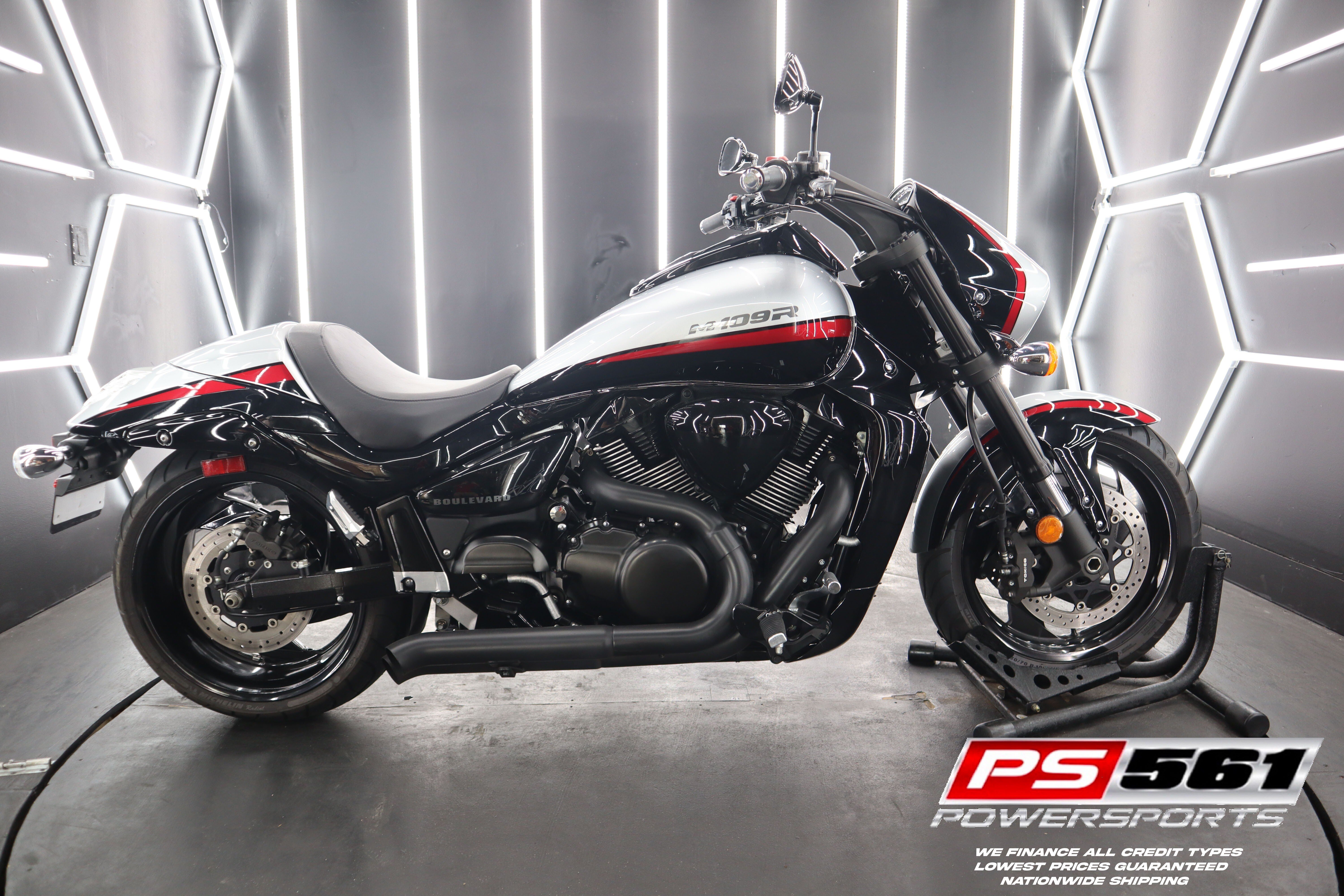 2018 Suzuki Boulevard 1800 M109R B.O.S.S.