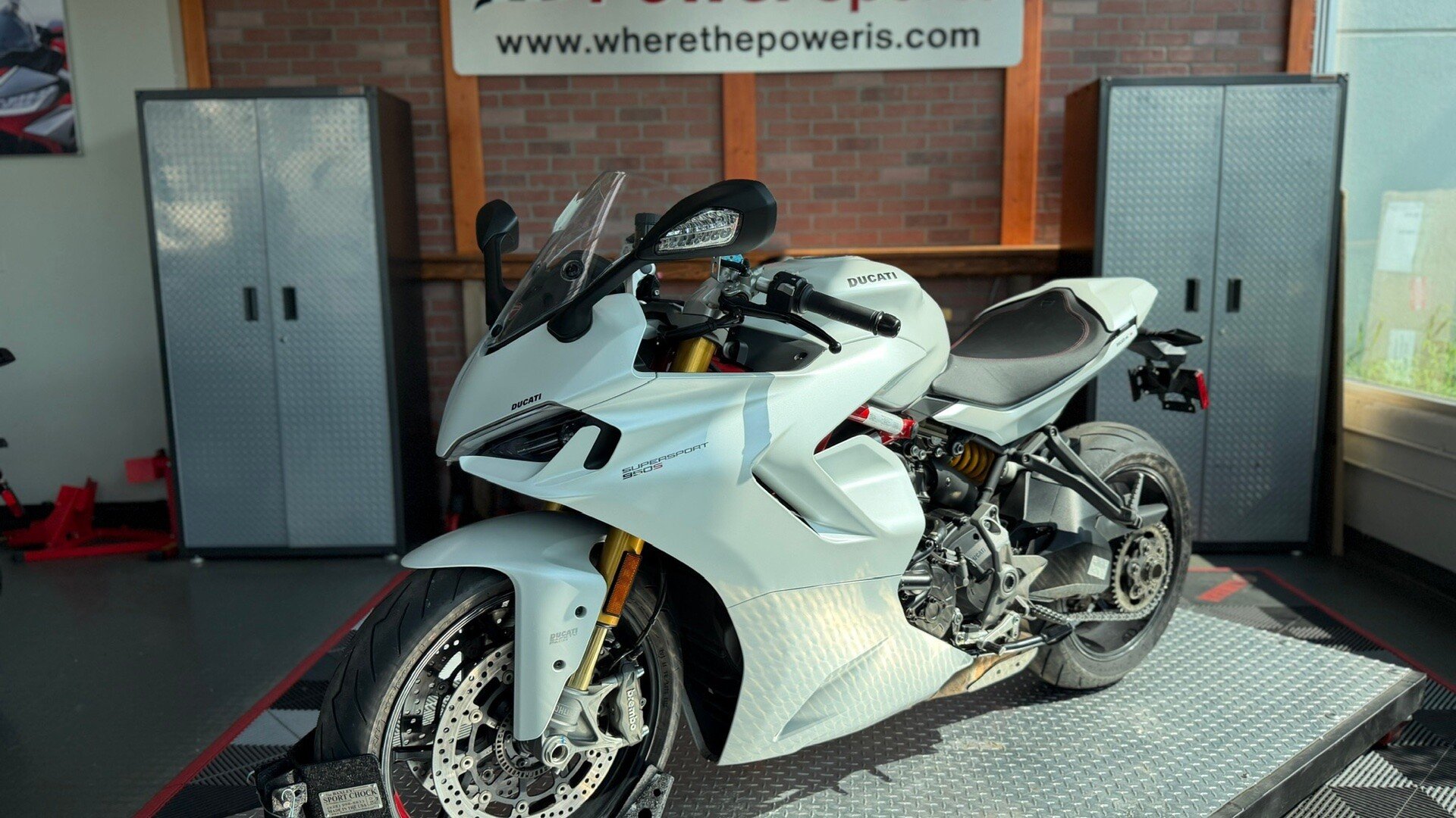 2019 BMW S1000R