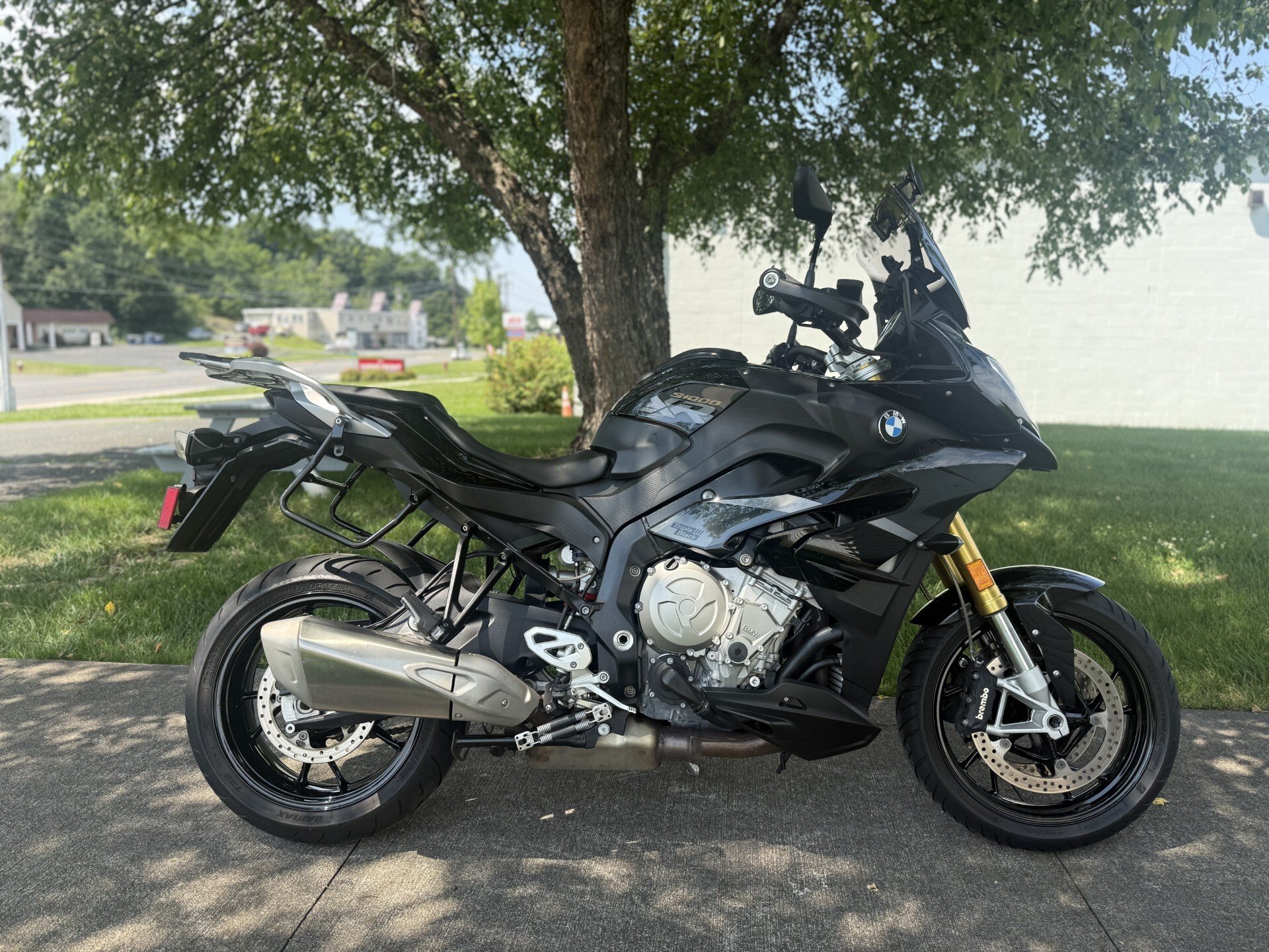 2019 BMW S1000XR