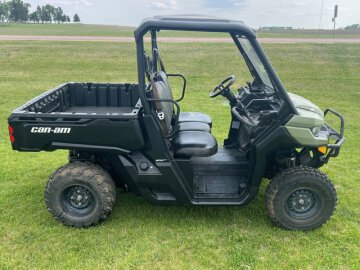 2019 Can-Am Defender HD8