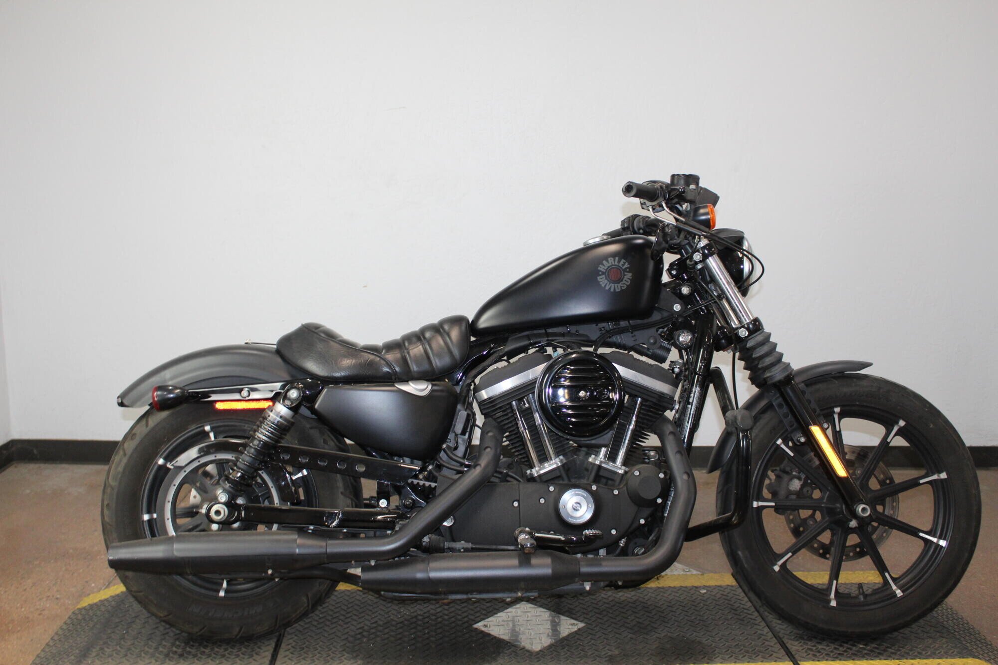 2019 Harley-Davidson Sportster Iron 883
