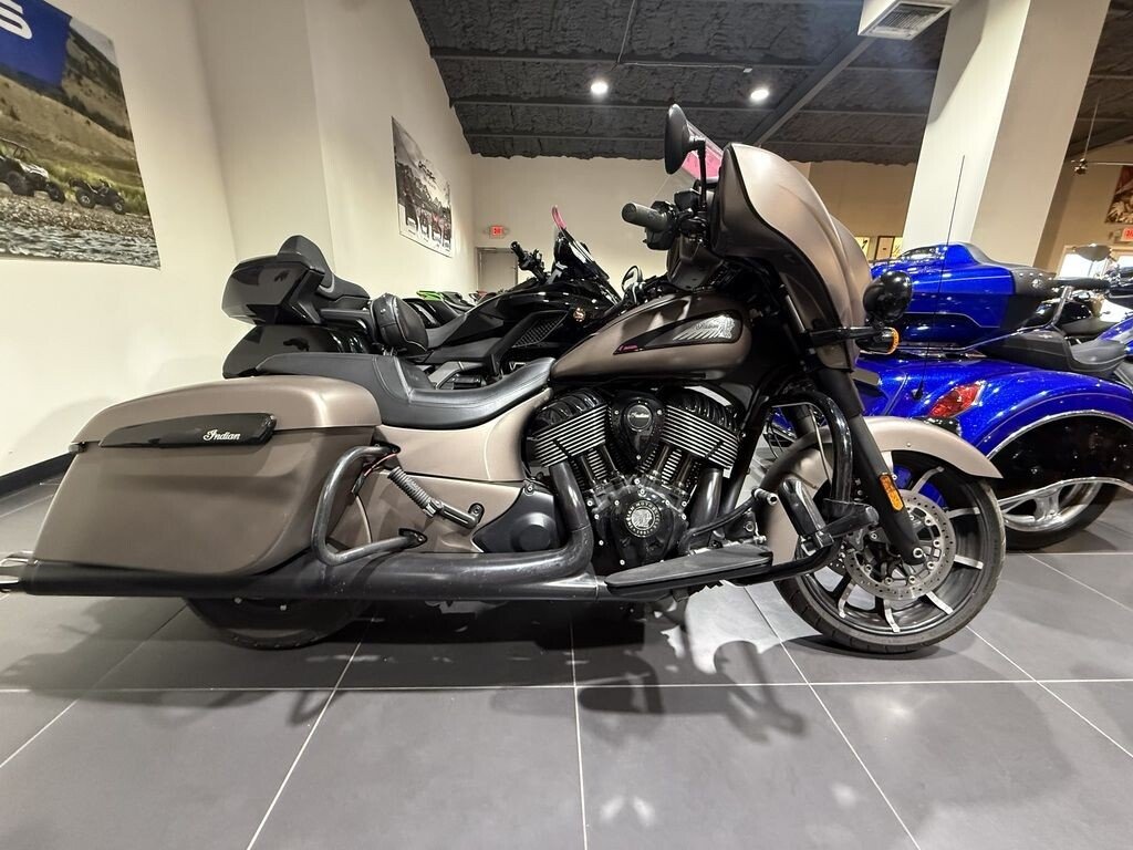 2019 Indian Chieftain Dark Horse