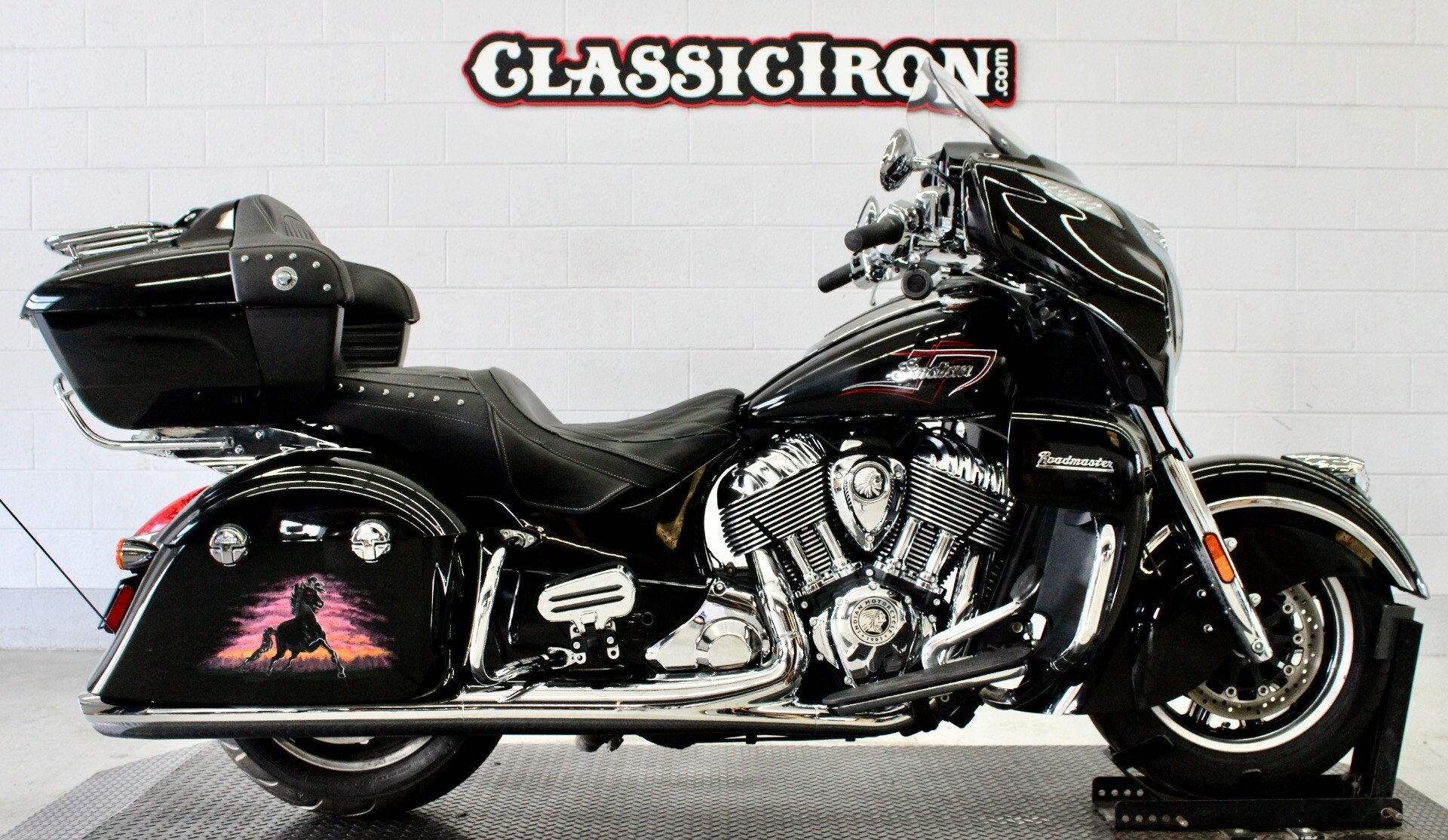2019 Indian Roadmaster Icon