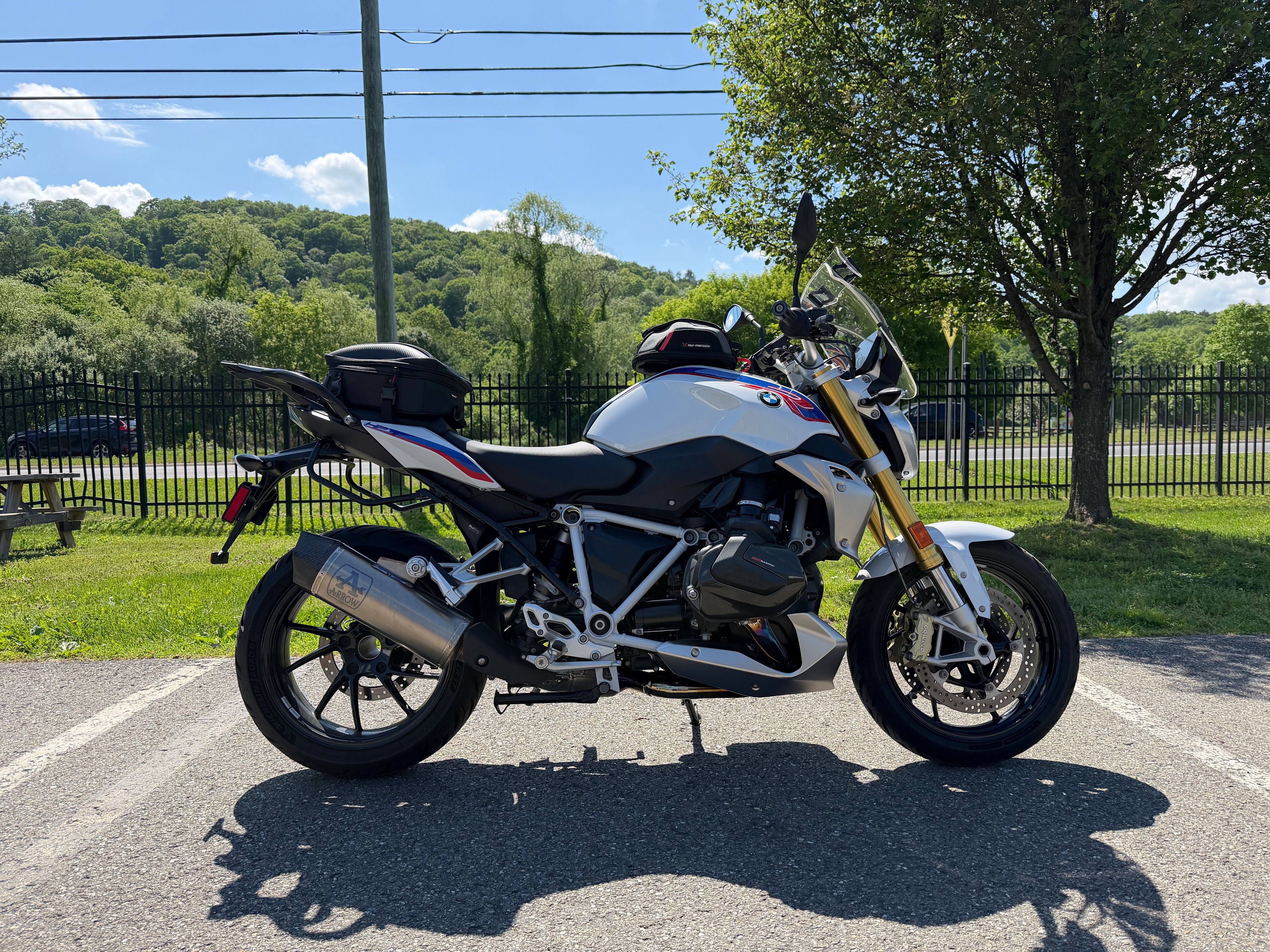 2020 BMW R1250R