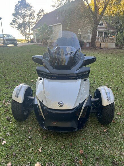 Photo 1 for 2020 Can-Am Spyder RT for Sale by Owner