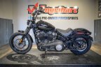 Thumbnail Photo 3 for 2020 Harley-Davidson Softail Street Bob