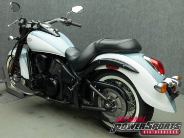 2020 Kawasaki Vulcan 900 Classic