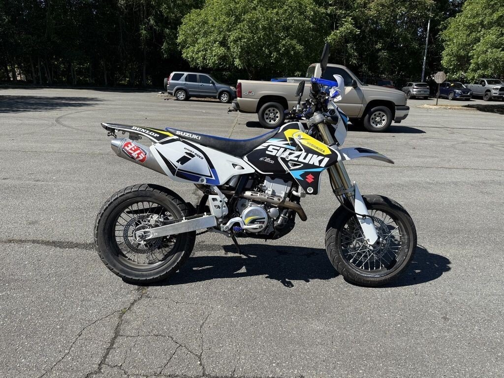 2020 Suzuki DR-Z400SM