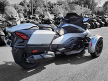 2021 Can-Am Spyder RT