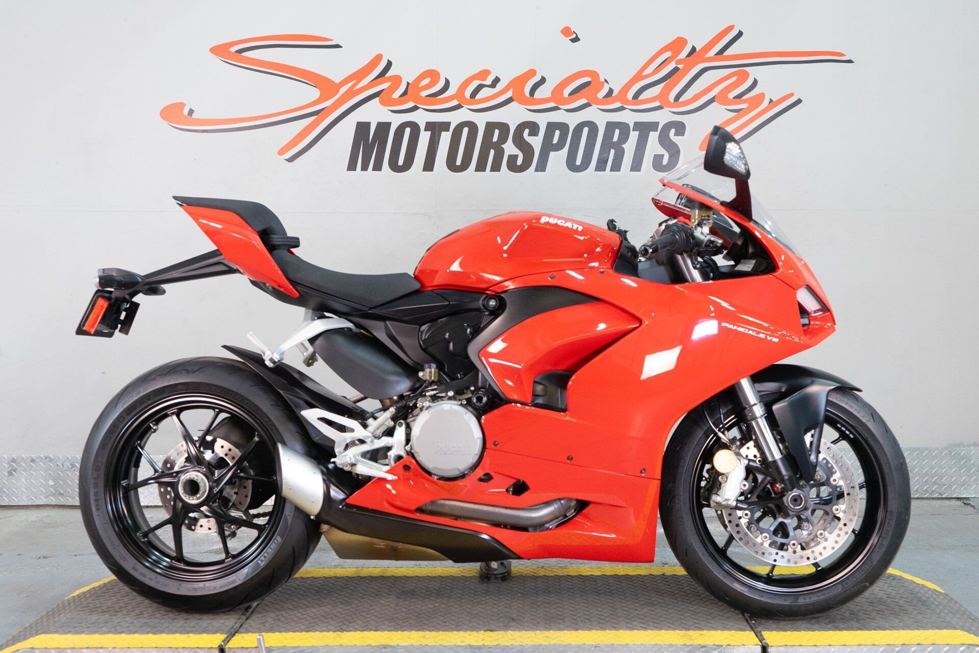2021 Ducati Panigale V2