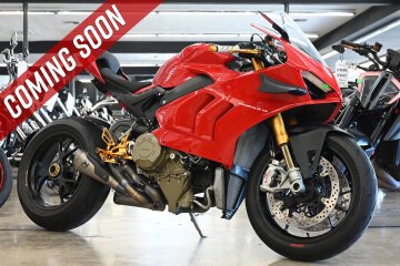 2021 Ducati Panigale V4 S