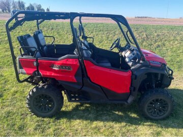 2021 Honda Pioneer 1000 Deluxe