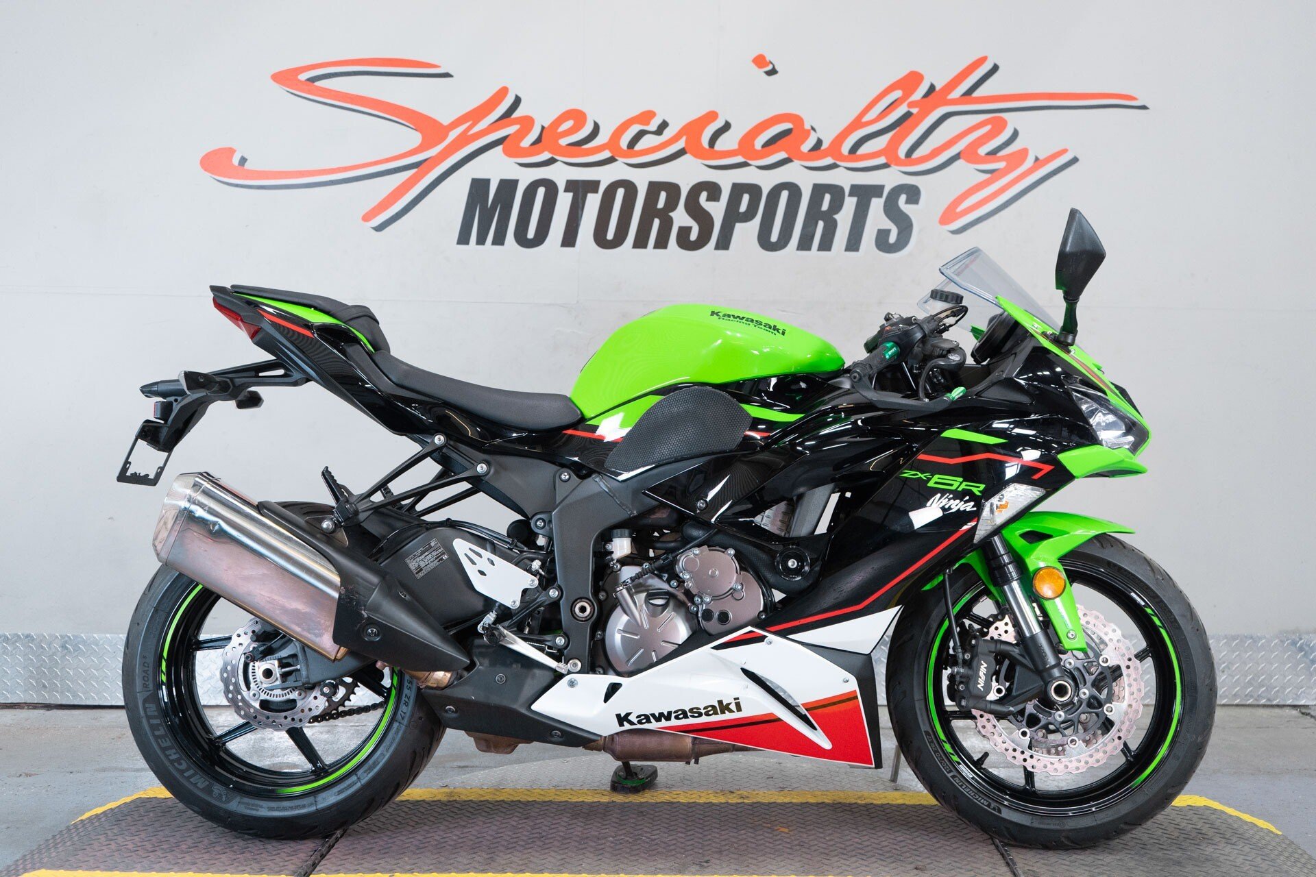 2017 Kawasaki Ninja ZX-6R ABS Specifications, Photos, and Model Info