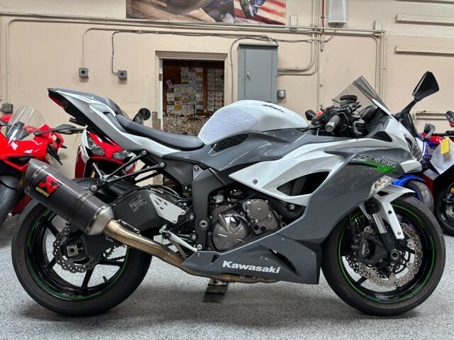 2018 Kawasaki Ninja ZX-6R Base Specifications, Photos, and Model Info