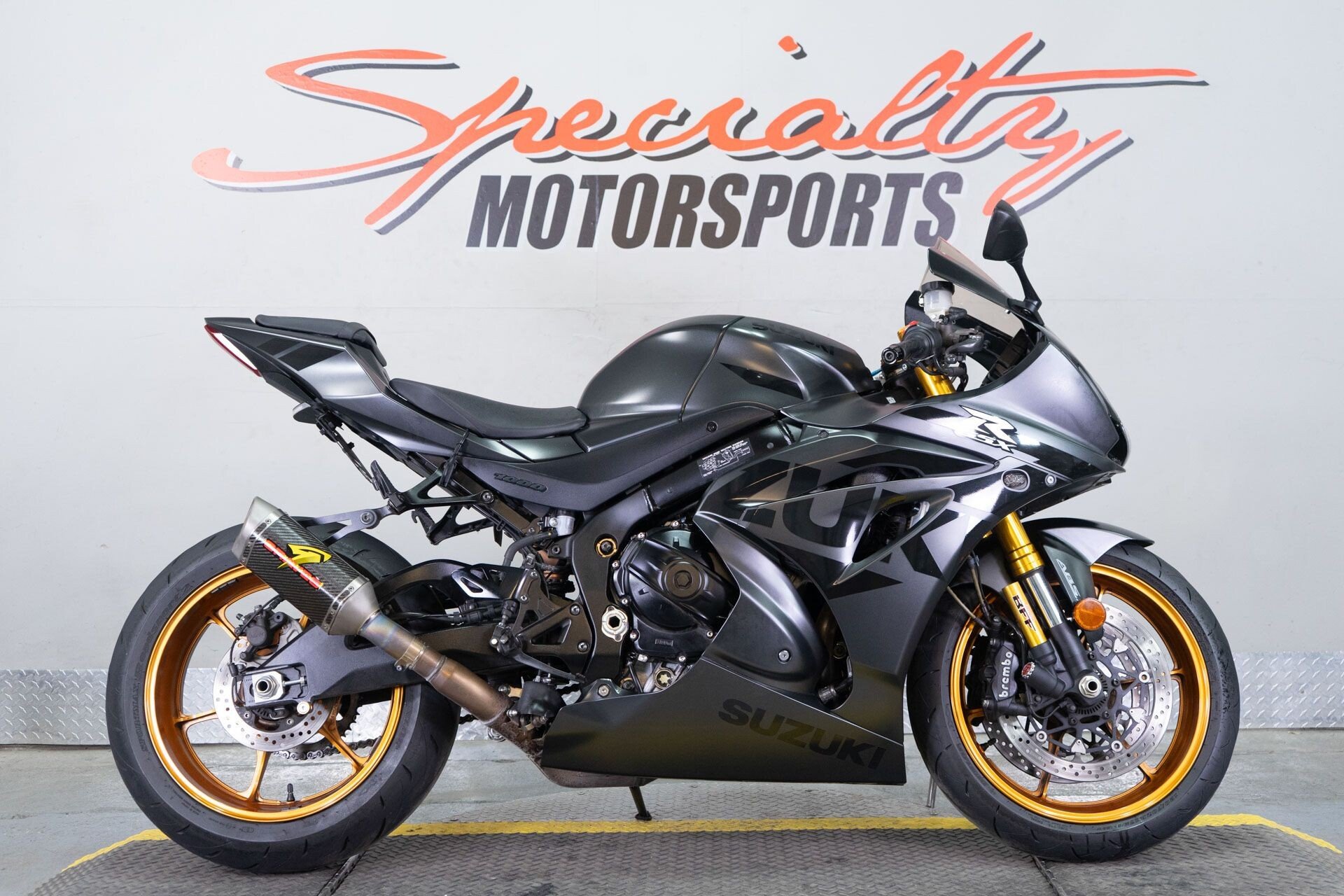 2021 Suzuki GSX-R1000R 100th Anniversary Edition