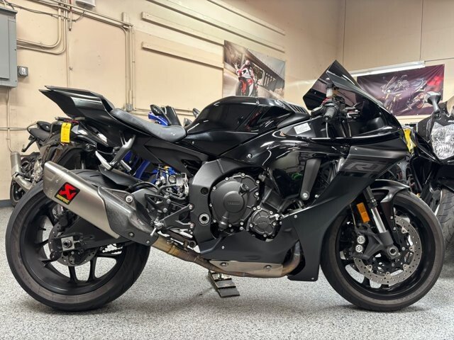 2021 Yamaha YZF-R1