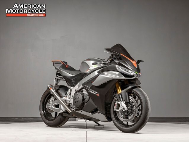 2022 Aprilia RSV4