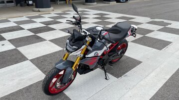 2022 BMW G310R