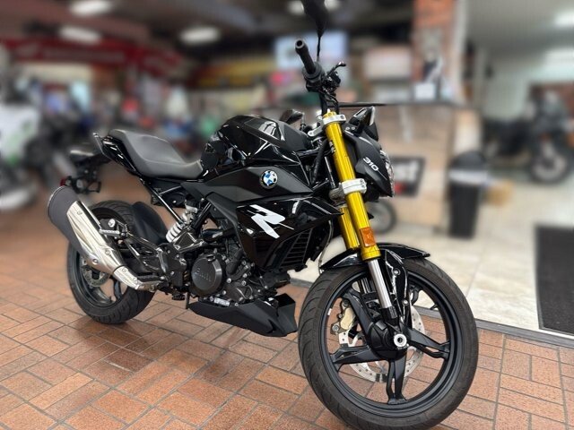 2022 BMW G310R