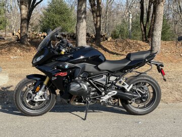 2022 BMW R1250RS