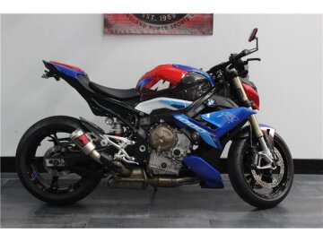 2022 BMW S1000R