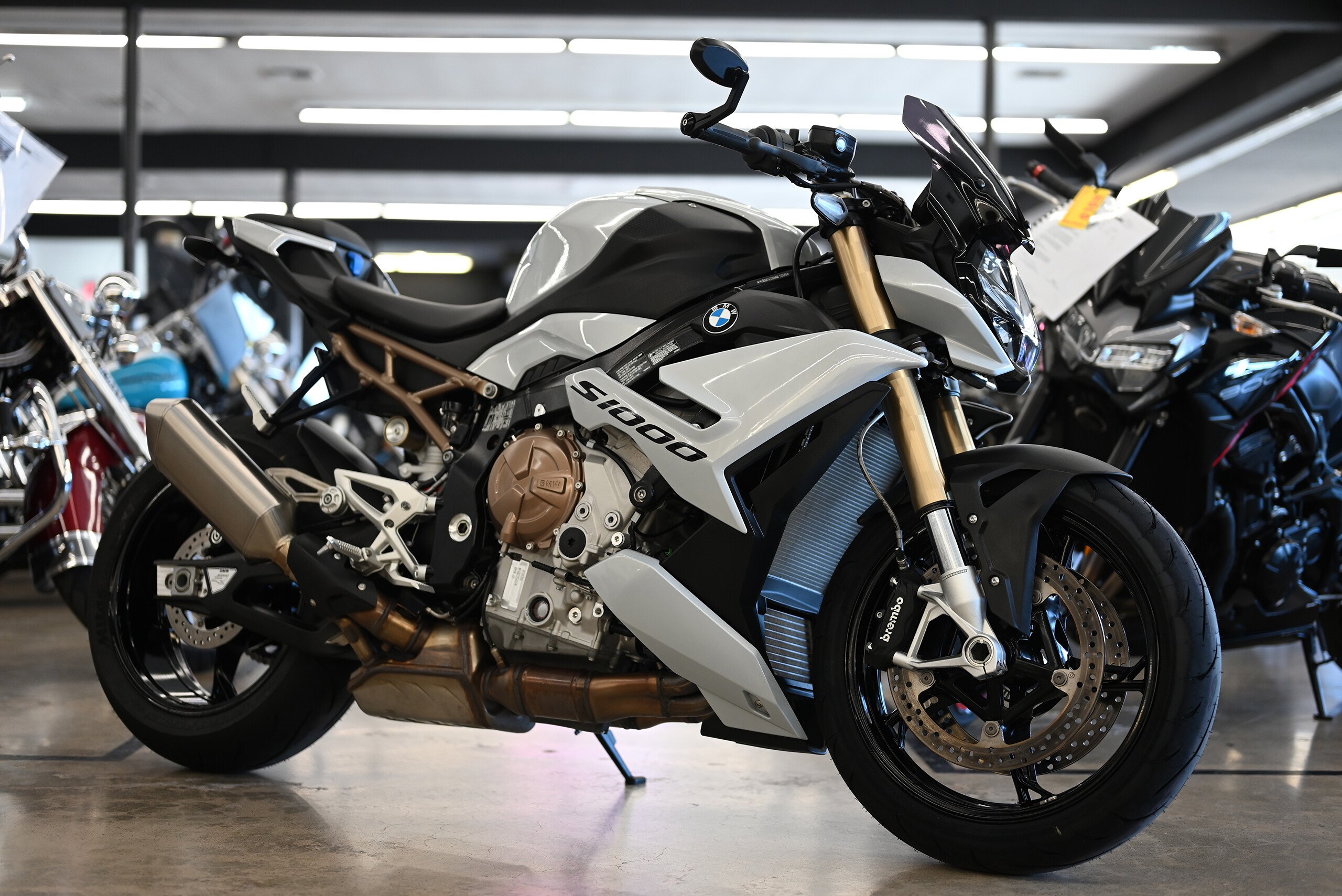 2022 BMW S1000R