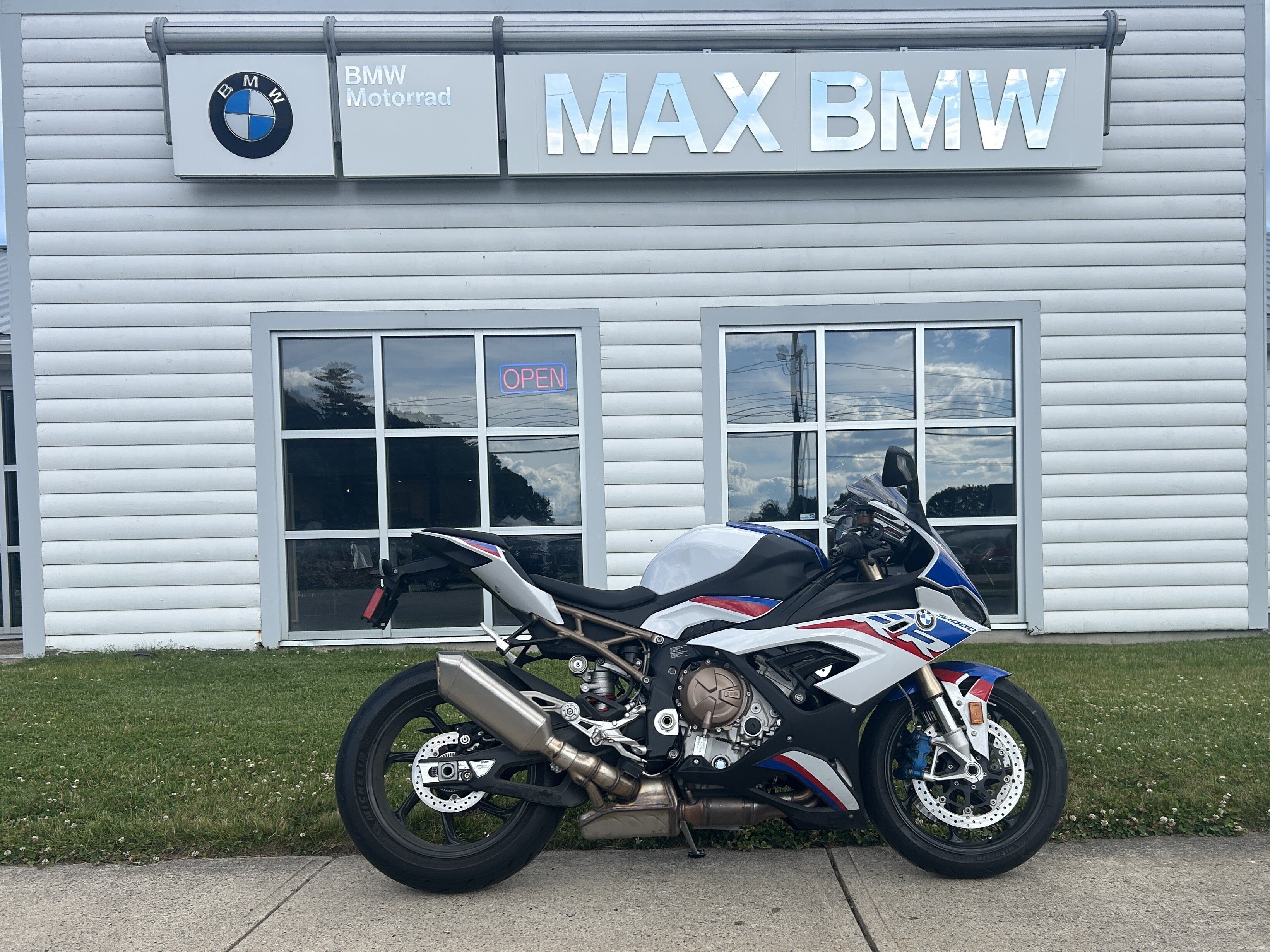 2022 BMW S1000RR