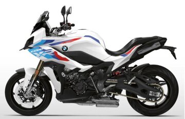 2022 BMW S1000XR