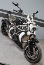 Thumbnail Photo 1 for 2022 Ducati Diavel