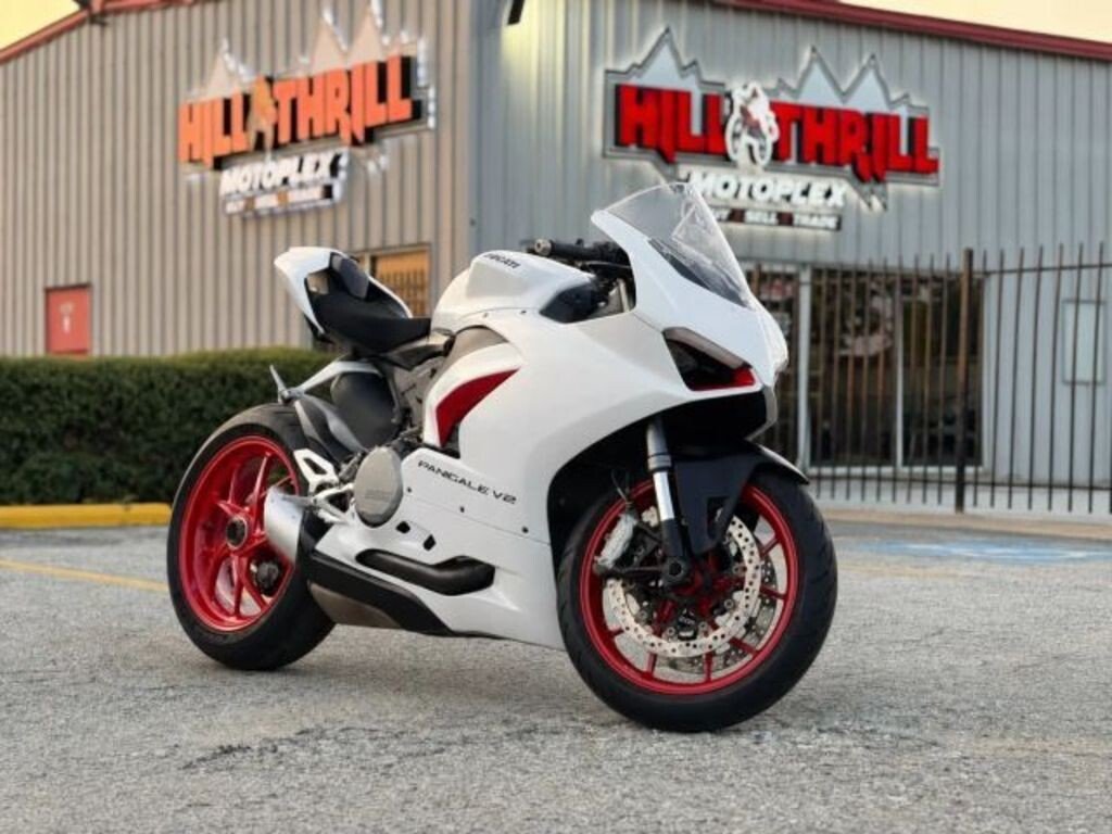 2022 Ducati Panigale V2
