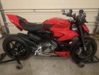 Thumbnail Photo 3 for 2022 Ducati Streetfighter V2 for Sale by Owner