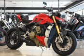 2022 Ducati Streetfighter V4 S