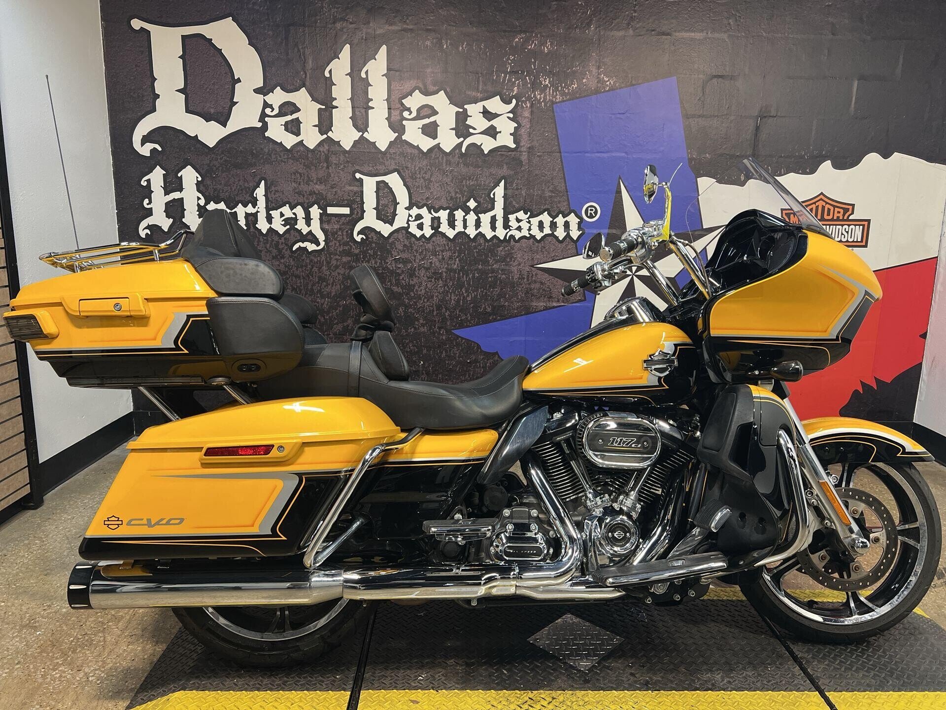 2022 Harley-Davidson CVO Road Glide Limited