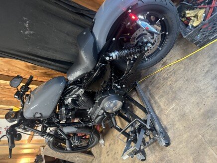 Photo 1 for 2022 Harley-Davidson Sportster 883 for Sale by Owner