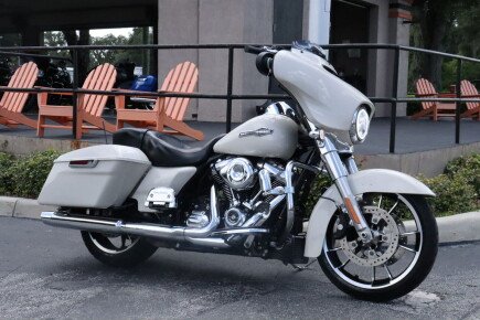 Photo 1 for 2022 Harley-Davidson Touring Street Glide