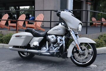 2022 Harley-Davidson Touring Street Glide