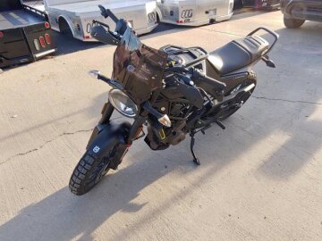 2022 Husqvarna Svartpilen
