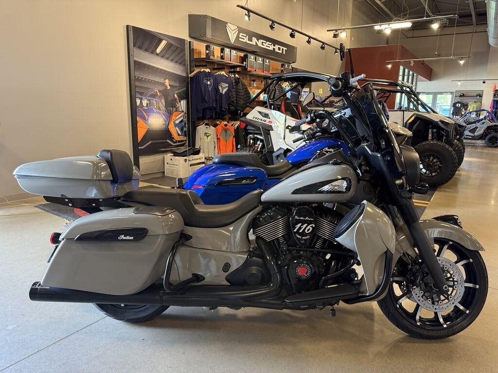 2022 Indian Springfield Dark Horse