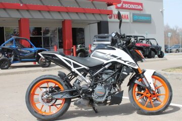 2022 KTM 200 Duke